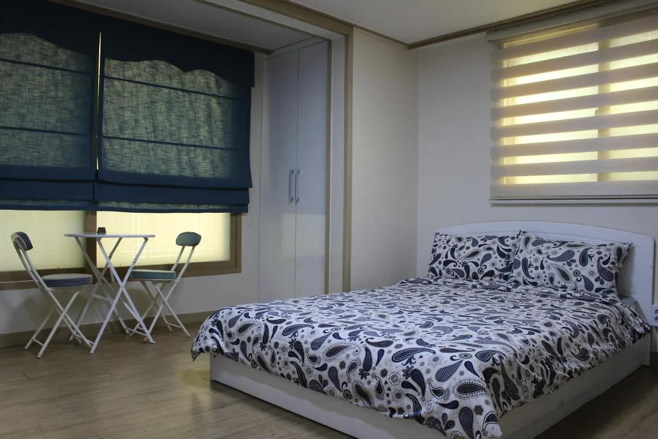 Bunk Guesthouse Hongdae2 Seoul