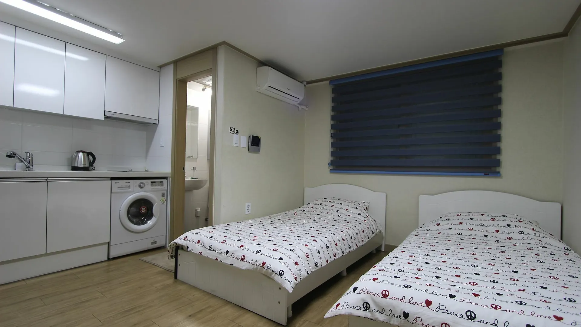 Bunk Guesthouse Hongdae2 Seoul 0*,  South Korea