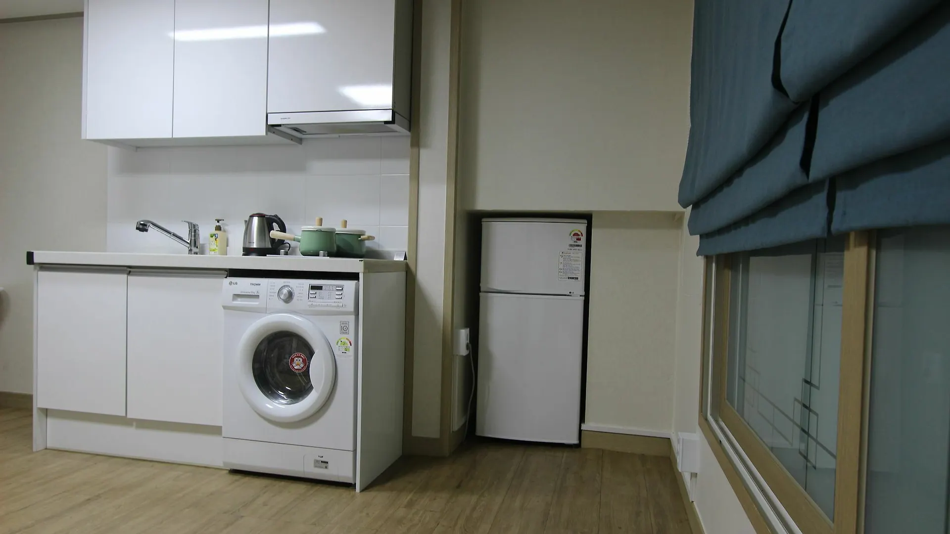 Bunk Guesthouse Hongdae2 Seoul Hostel
