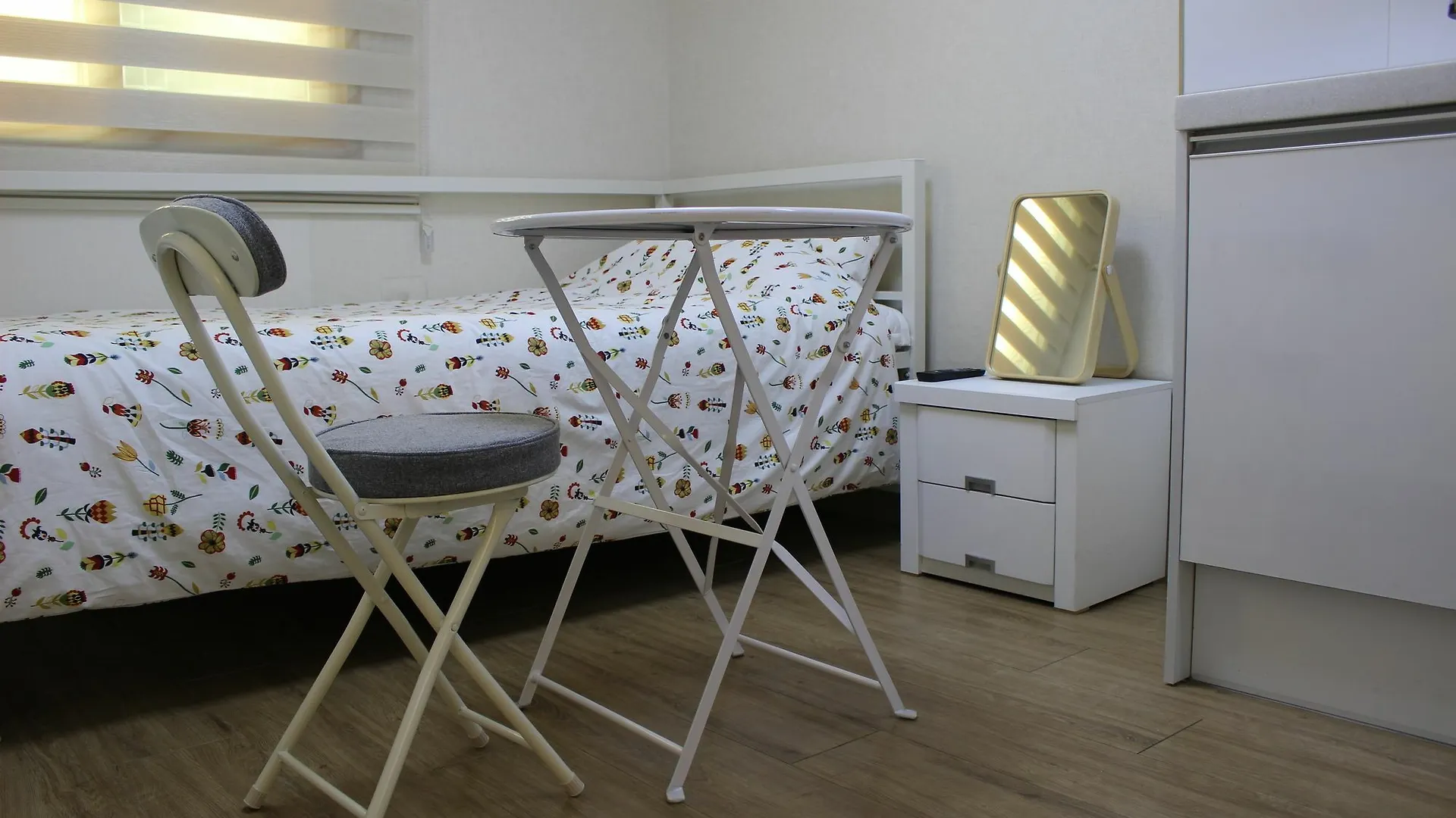 Bunk Guesthouse Hongdae2 Seoul 0*,