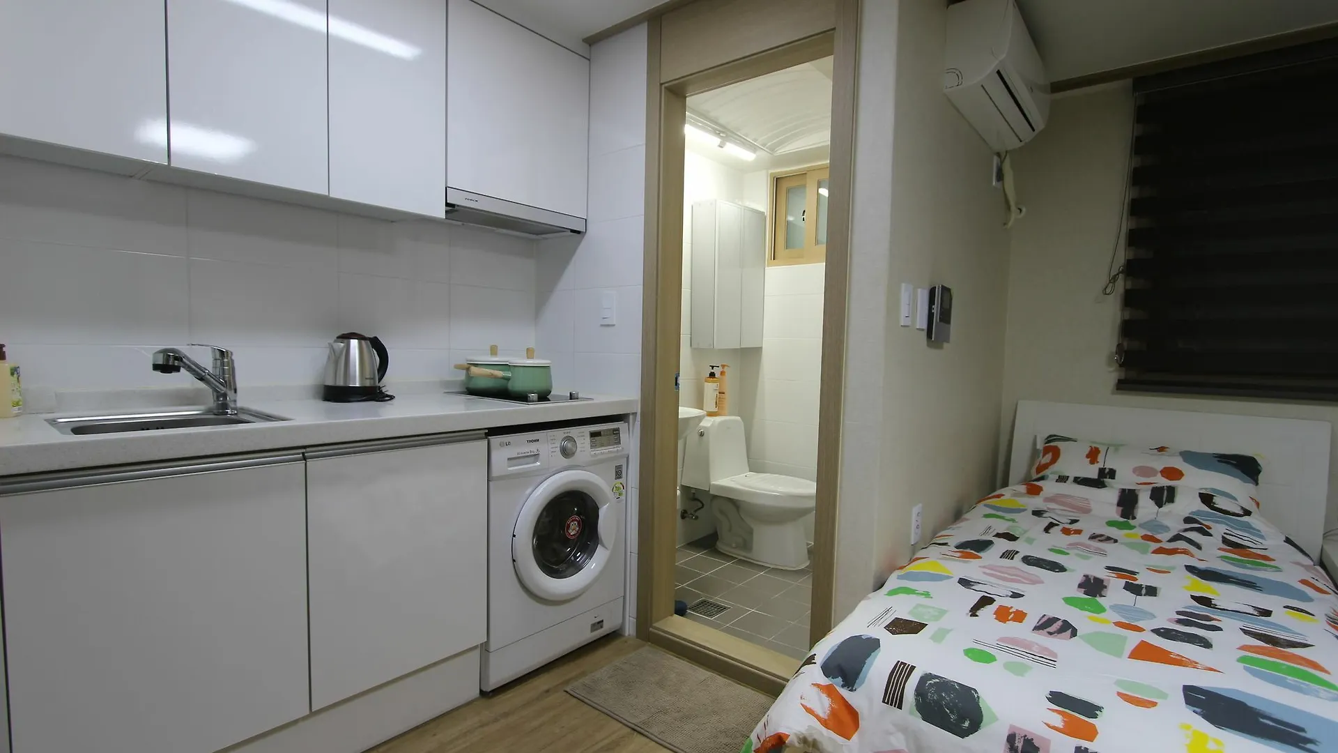 Bunk Guesthouse Hongdae2 Seoul South Korea